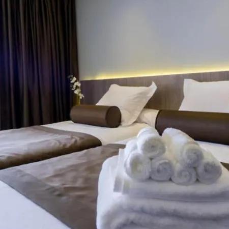 Acapulco Hotel 3*